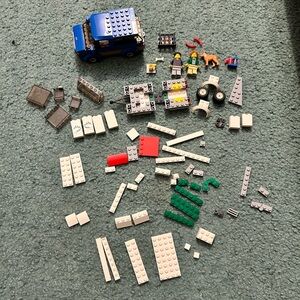 Lego 60117 Van and Caravan Incomplete